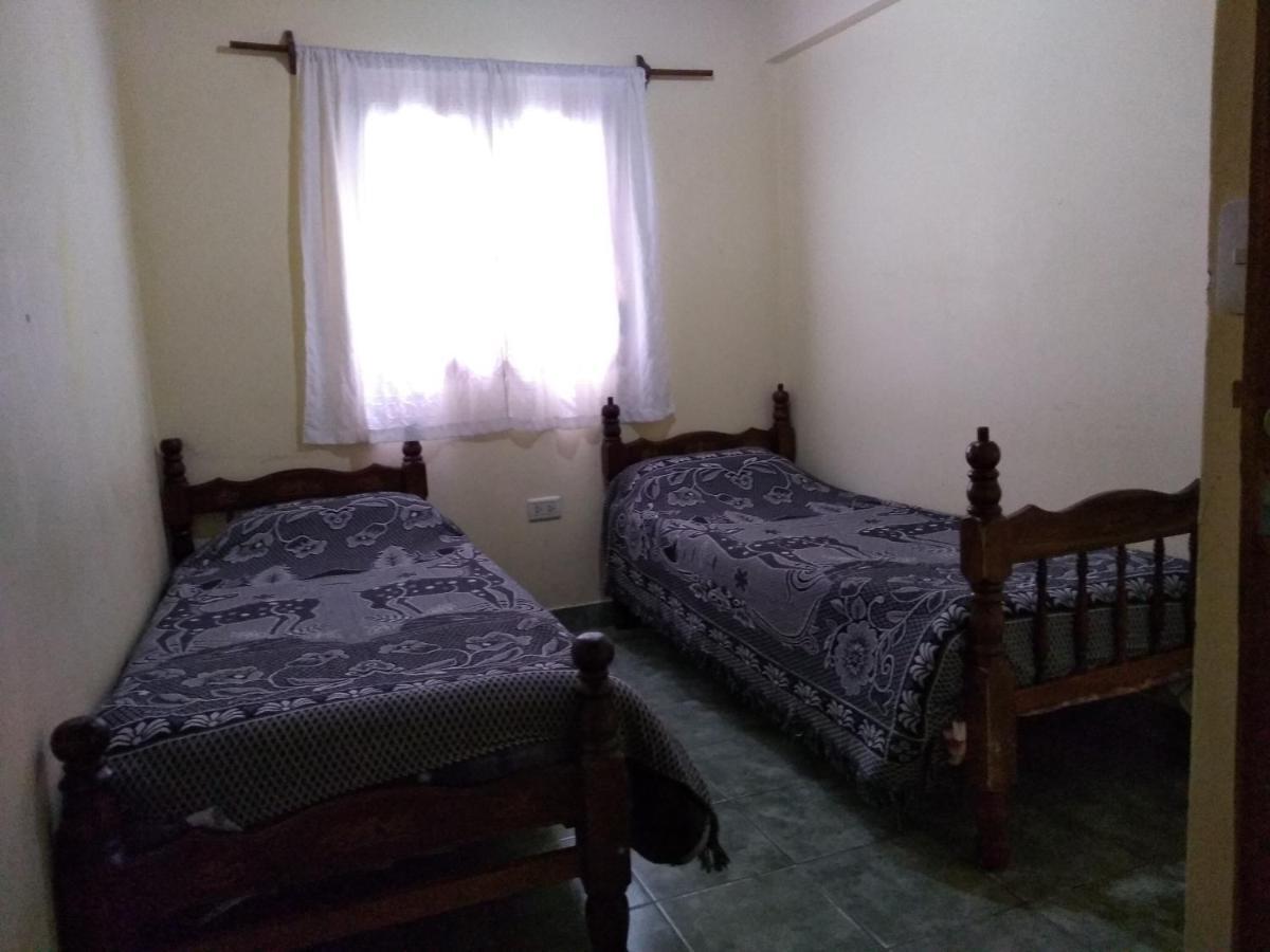 Hospedaje Ale إيرويا المظهر الخارجي الصورة